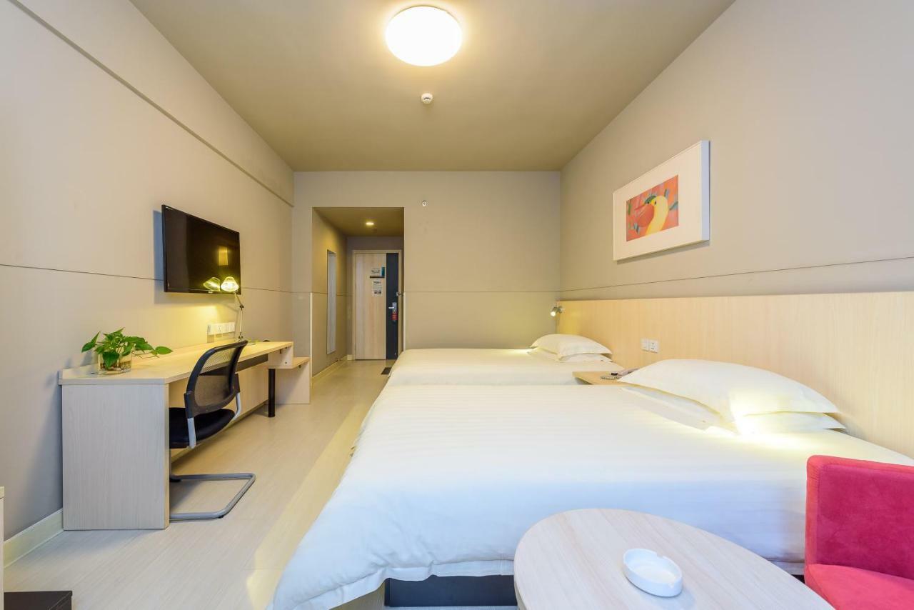 Jinjiang Inn Nanning Railway Station North Youai Road Екстер'єр фото