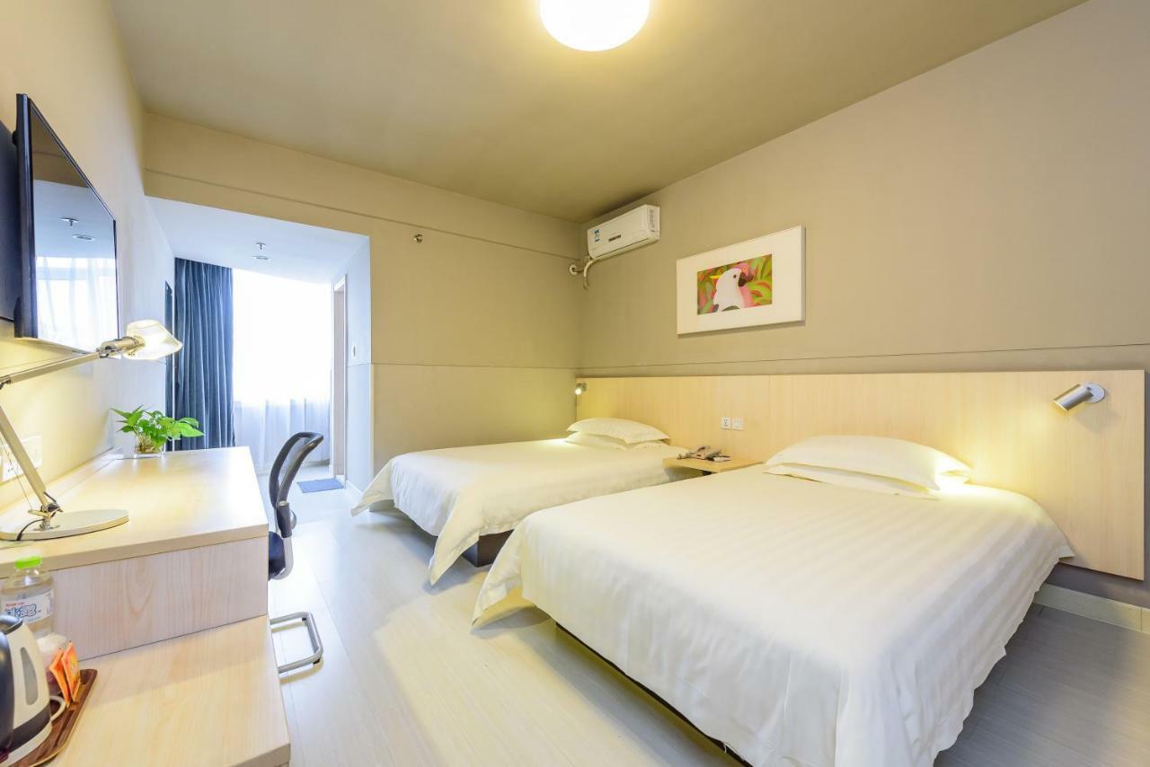 Jinjiang Inn Nanning Railway Station North Youai Road Екстер'єр фото