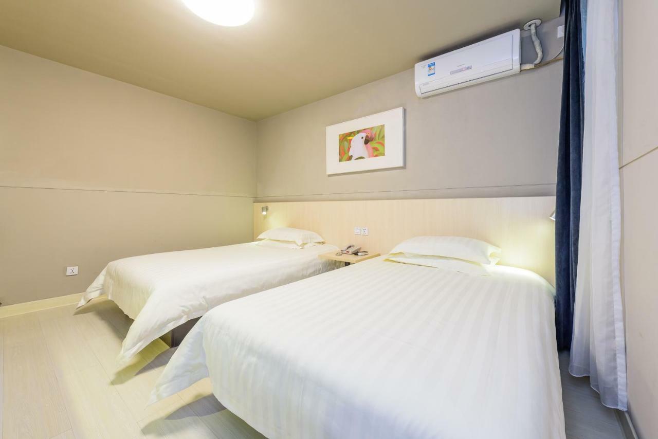 Jinjiang Inn Nanning Railway Station North Youai Road Екстер'єр фото