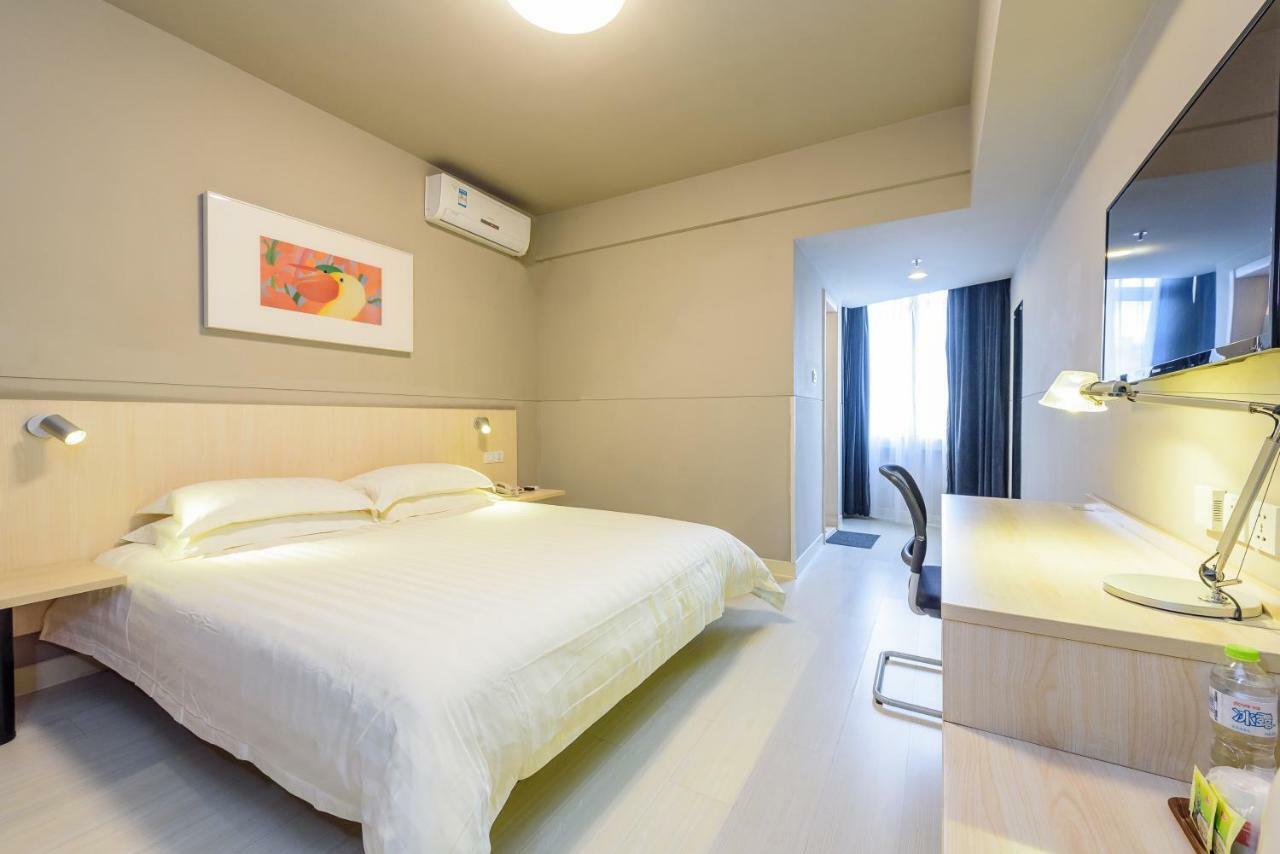 Jinjiang Inn Nanning Railway Station North Youai Road Екстер'єр фото