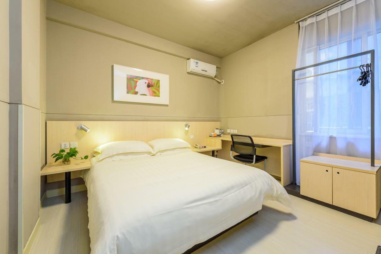 Jinjiang Inn Nanning Railway Station North Youai Road Екстер'єр фото