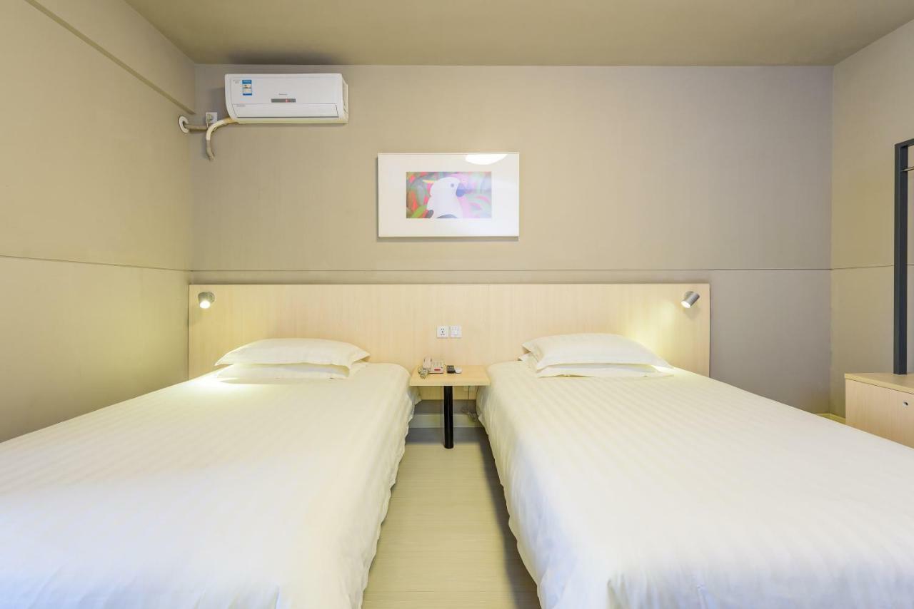 Jinjiang Inn Nanning Railway Station North Youai Road Екстер'єр фото